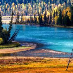 新疆旅游路線人間凈土 喀納斯 最美村落禾木村雙飛8天 烏魯木齊 五彩灘 烏爾禾魔鬼城 紅山公園 瑤池天山天池 雙飛8天